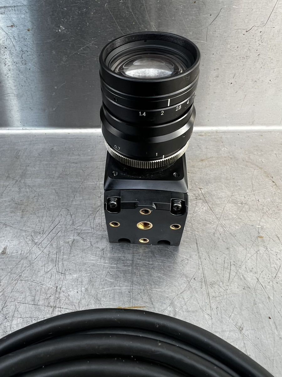 KEYENCE XG-HL02M Line Scan Camera 2048 Pixels f=50mm/F1.4 Lens [h1122372493]