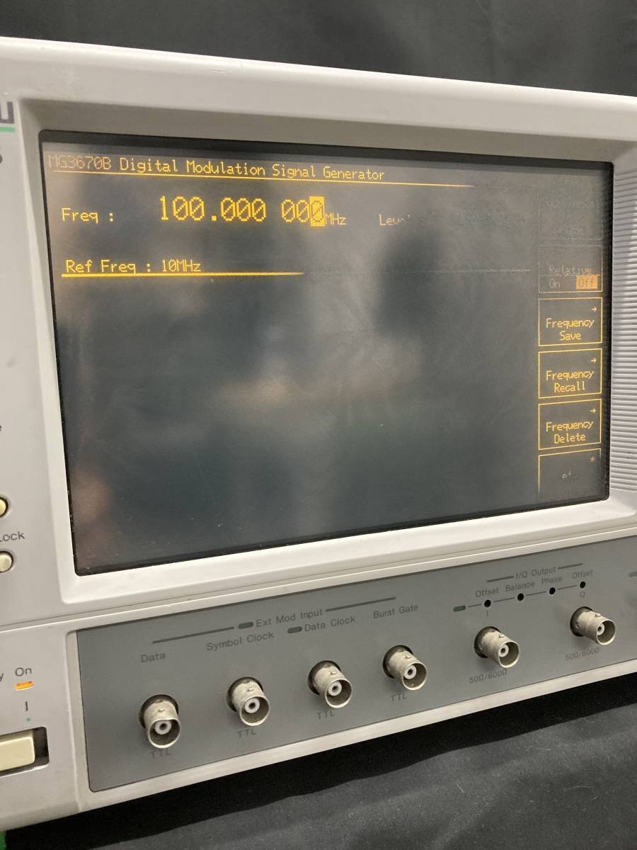 Anritsu MG3670B Digital Modulation Signal Generator 300kHz-2.25GHz [o1128491138]