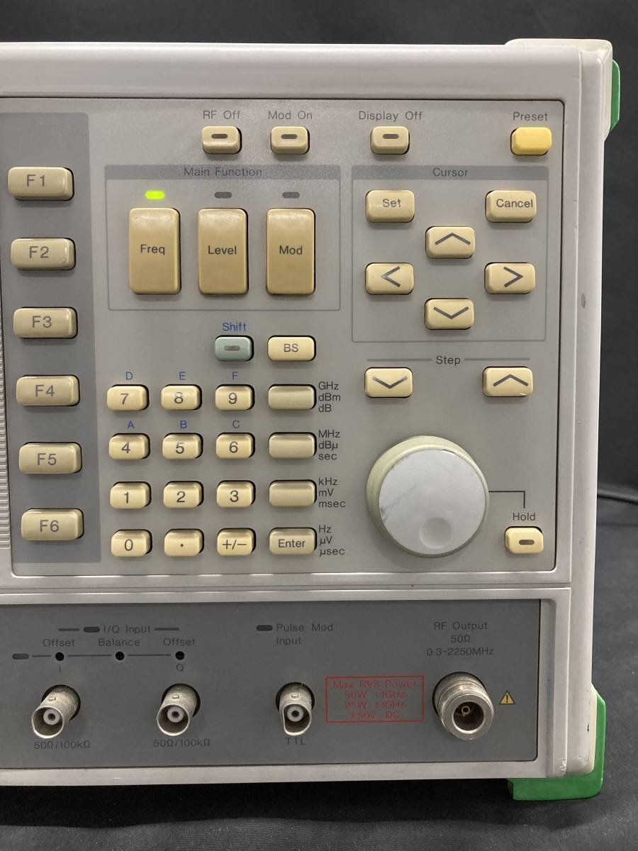 Anritsu MG3670B Digital Modulation Signal Generator 300kHz-2.25GHz [o1128491138]