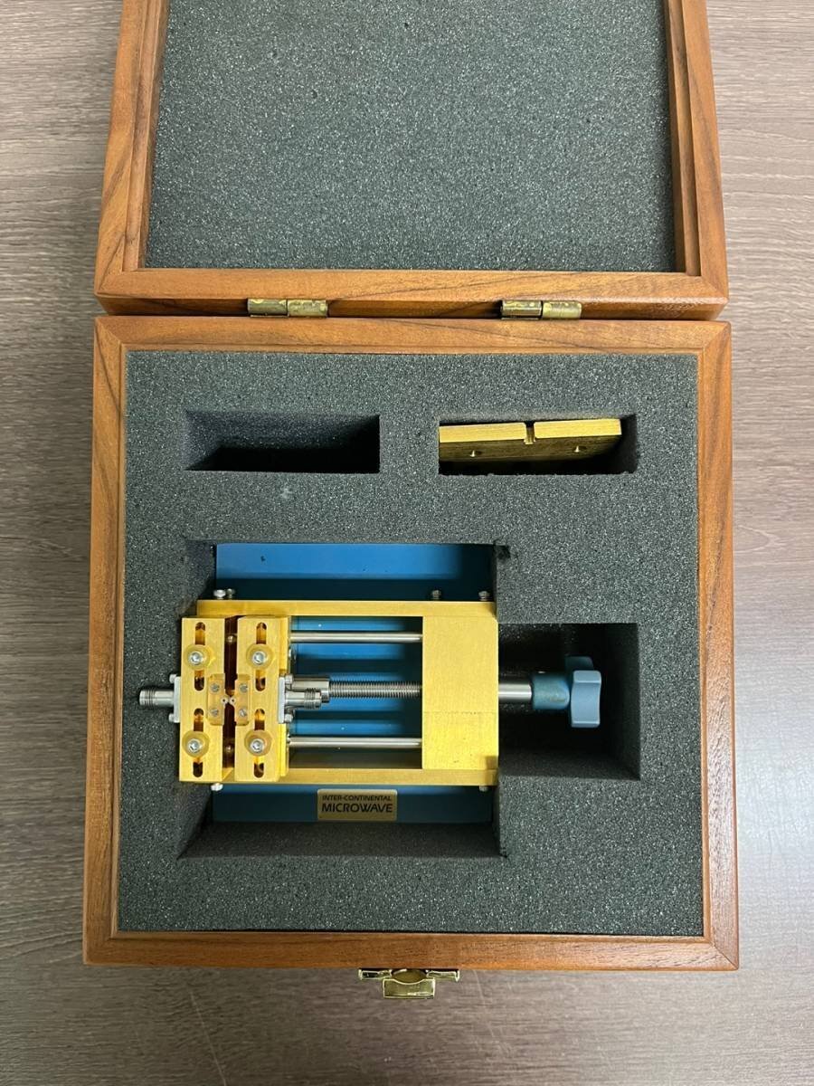 Inter-Continental Microwave WK-3001_G Universal Substrate Test Fixture [r1132195341]