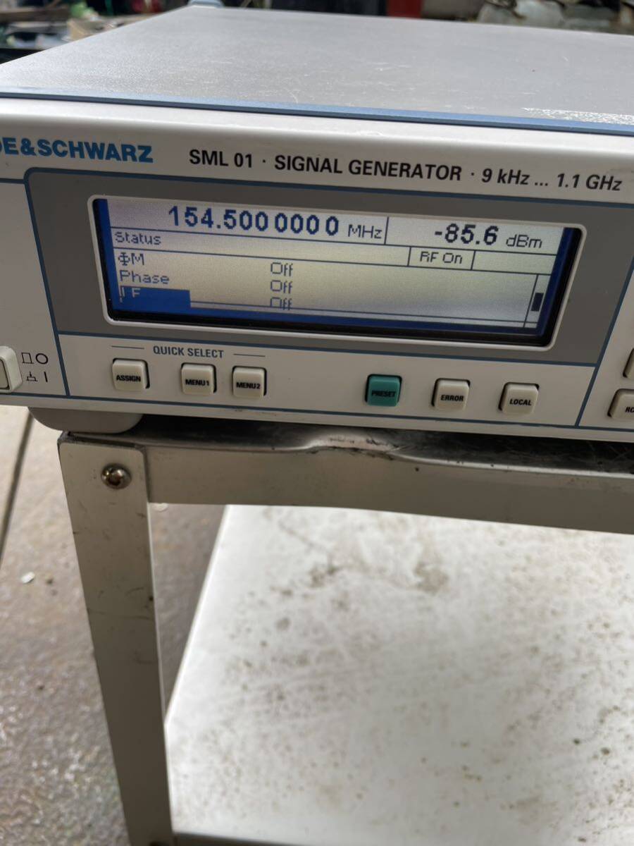 Rohde & Schwarz SML01 Signal Generator [m1135293099]