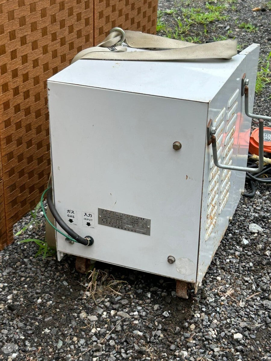 Daihen UPT-135 MIG MAG Semi-Automatic Welding Machine for Thin Plates [s1144761807]