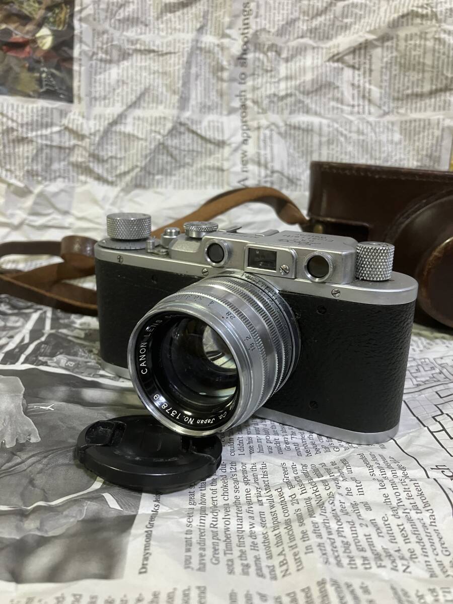 Leica Barnack DII IID Silver 35mm Rangefinder Camera with Canon Lens and Case [p1160580482]