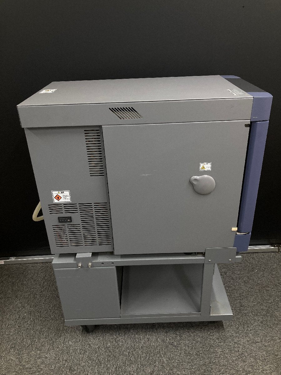 Espec SU-261 Small Environmental Test Chamber Bench-top Type Temperature Chamber [q1161615695]
