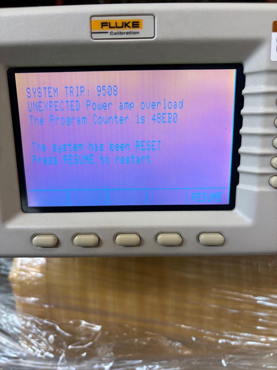 Fluke 9100 Universal Calibration System (for parts or not working) [o1166536518]