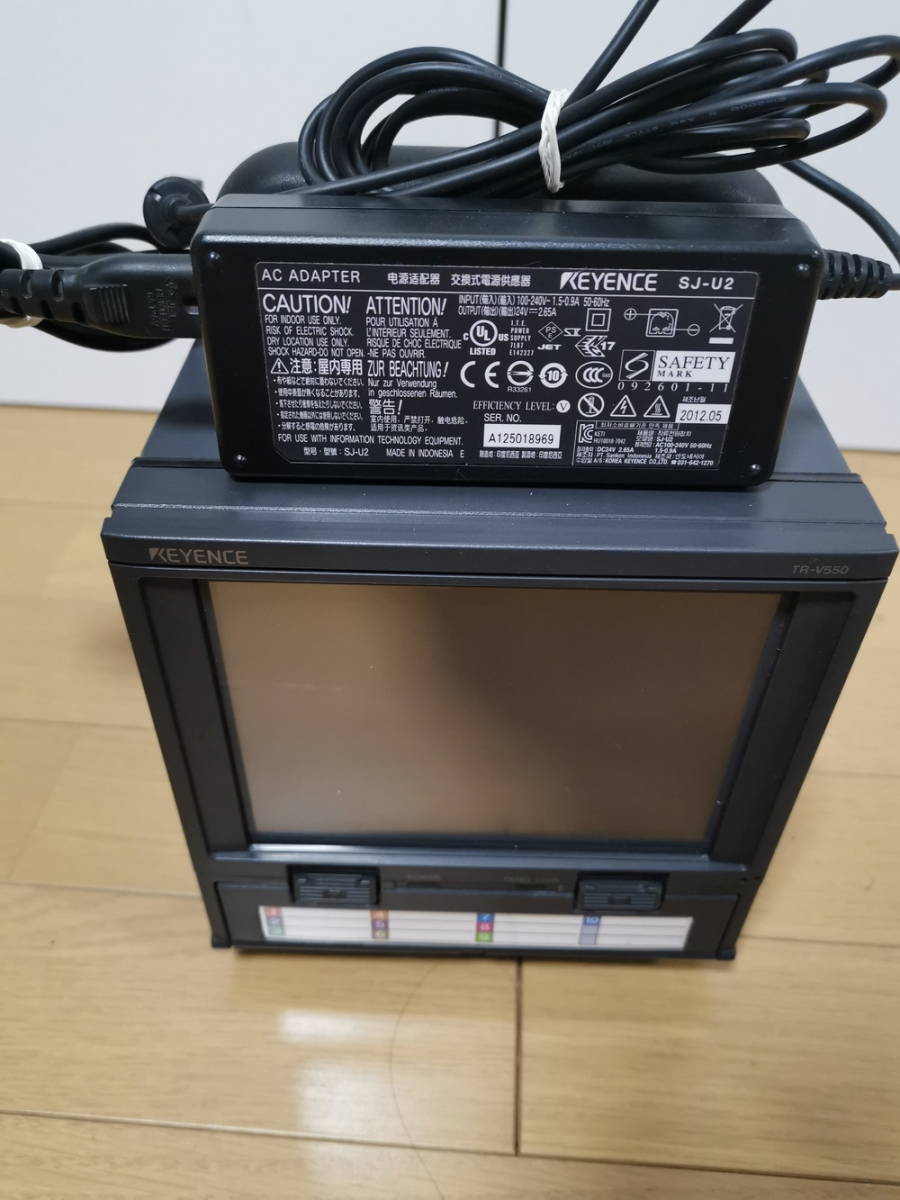 KEYENCE TR-V550 Touch Data Recorder with TR-TH08 and SJ-U2 [t1166722204]