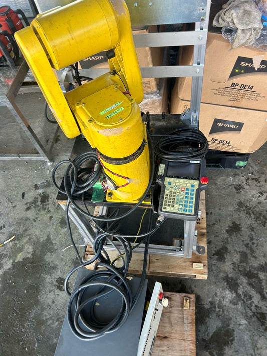 FANUC LR Mate 100 Robot 1994 Model (as-is) [x1177305943]