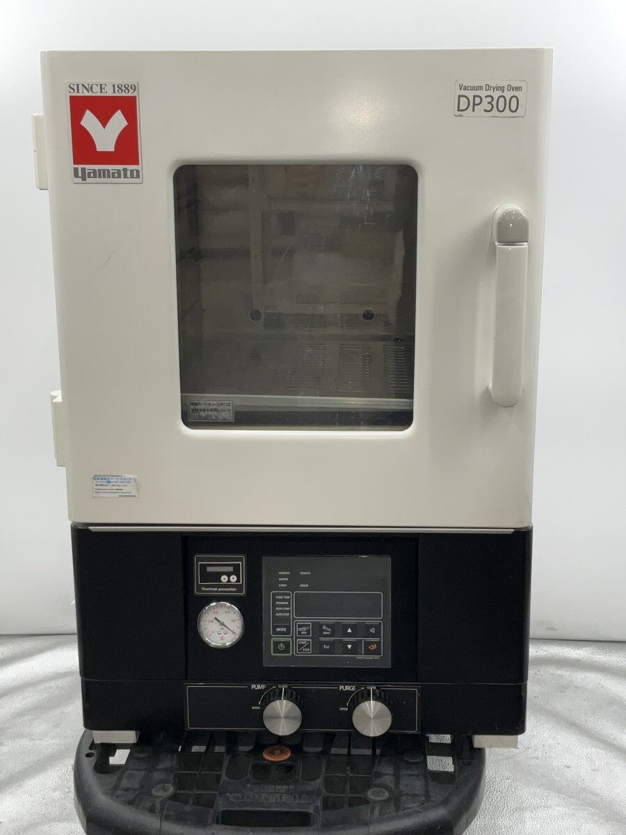 Yamato Science DP300 Square Vacuum Constant Temperature Dryer with PD53 Vacuum Pump [1180157322]
