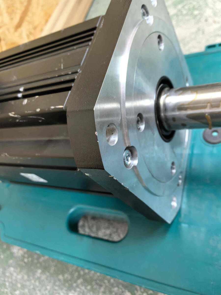 MITSUBISHI HF-H903BS-A48 AC Servo Motor [q1181438625]
