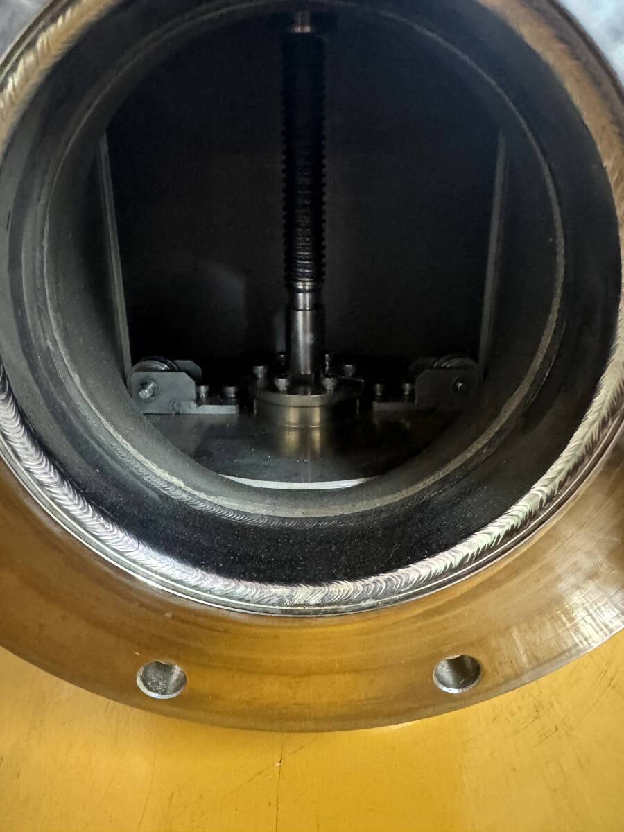 ULVAC VLH-U Vacuum Angle Valve Manual Type [u1186415726]