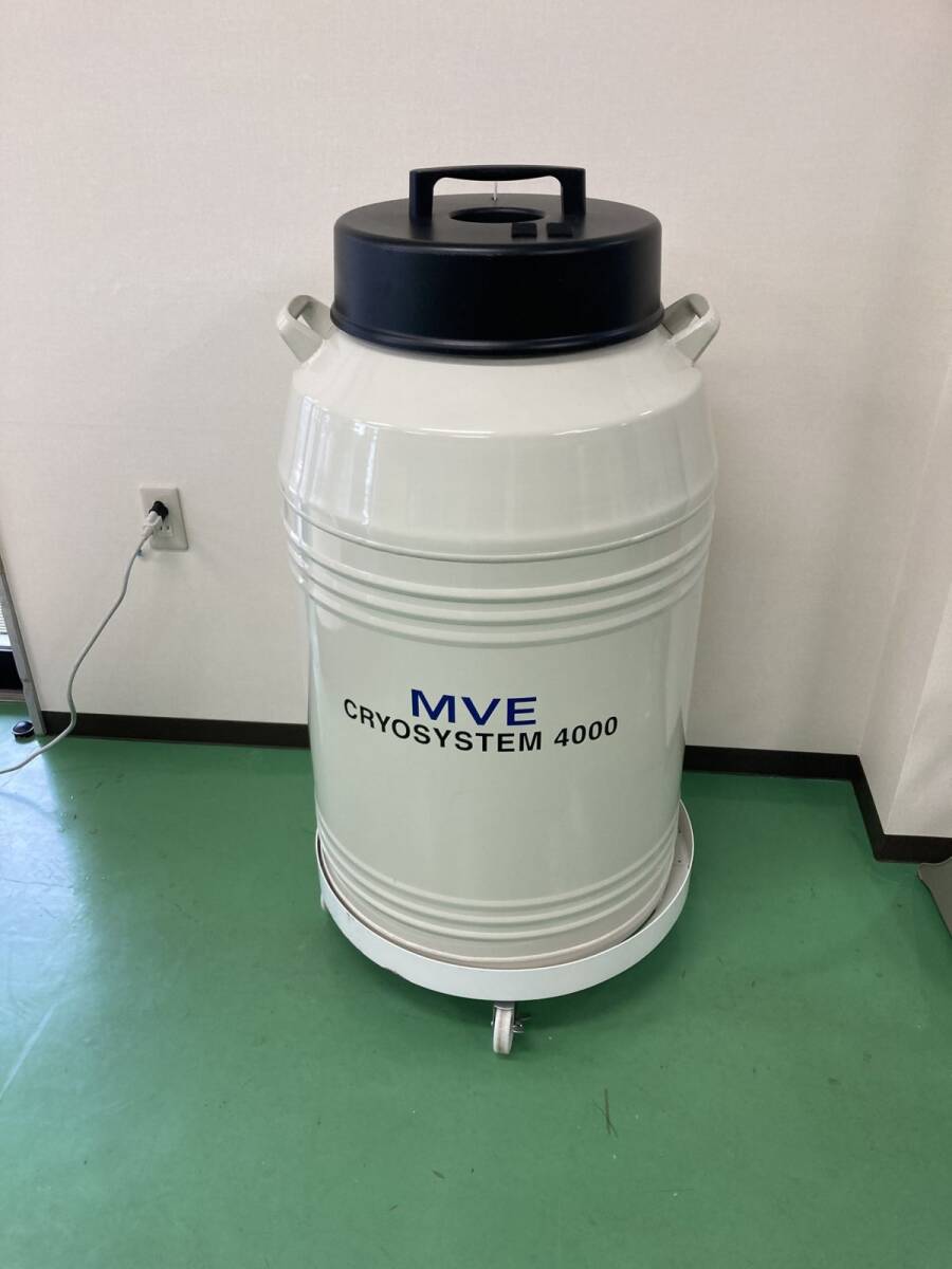 MVE RL-290 Liquid Nitrogen Storage Container 121L 4 Racks Canister [q1186500585]