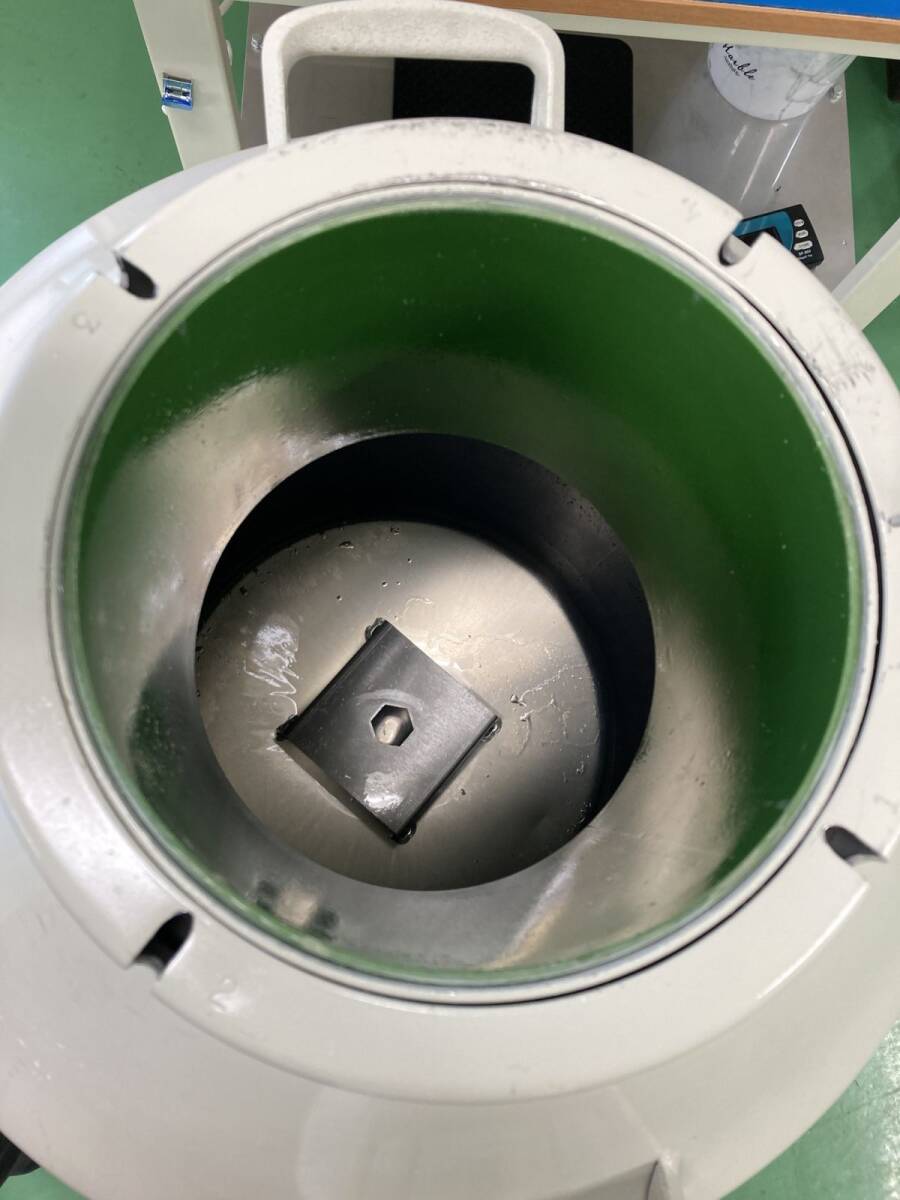 MVE RL-290 Liquid Nitrogen Storage Container 121L 4 Racks Canister [q1186500585]