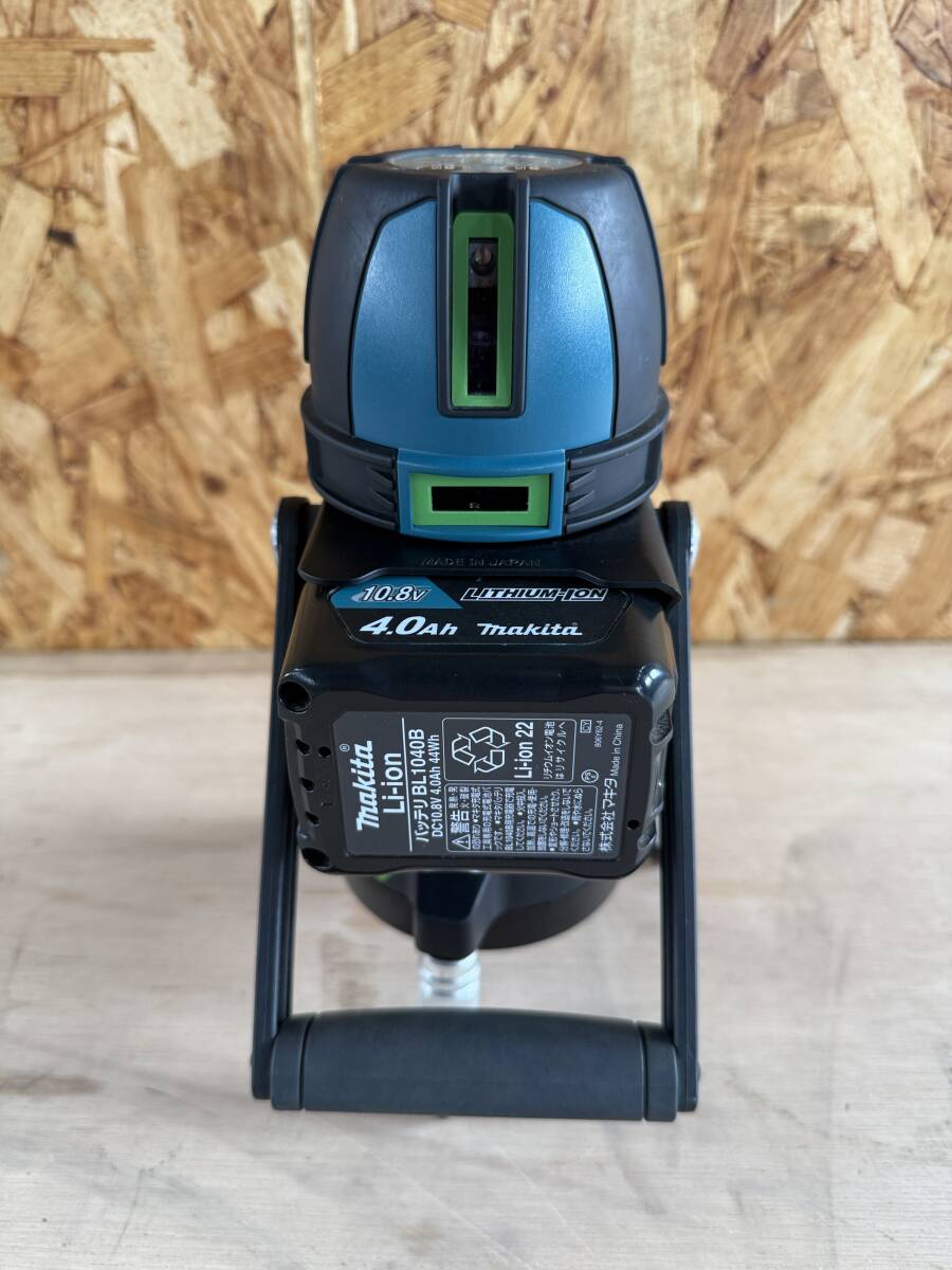 Makita SK506GDZ Rechargeable Green Laser Leveler Automatic Tracking Tripod Included [1191934254]