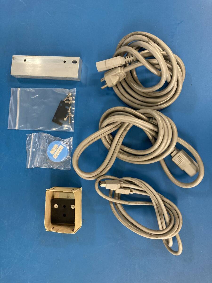 Shimadzu AIM-8800 FT-IR Infrared Microscope System [s1195191511]