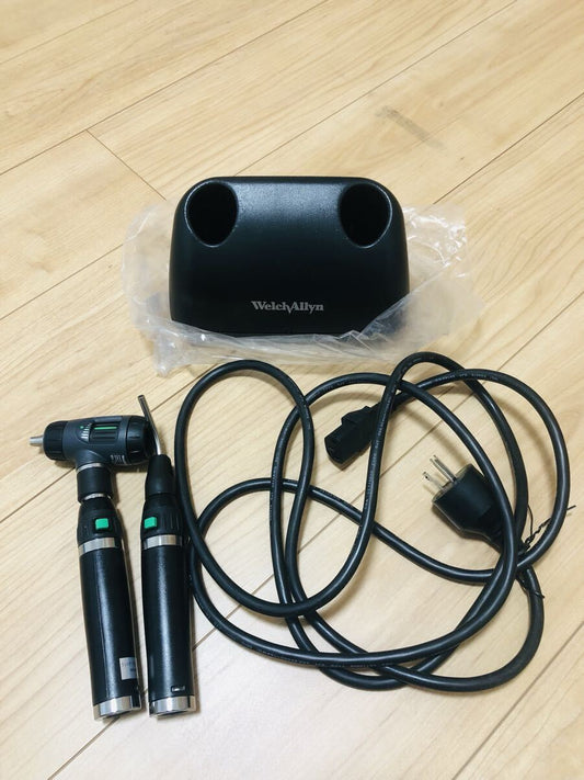 Welch Allyn Otoscopes [1195181603]