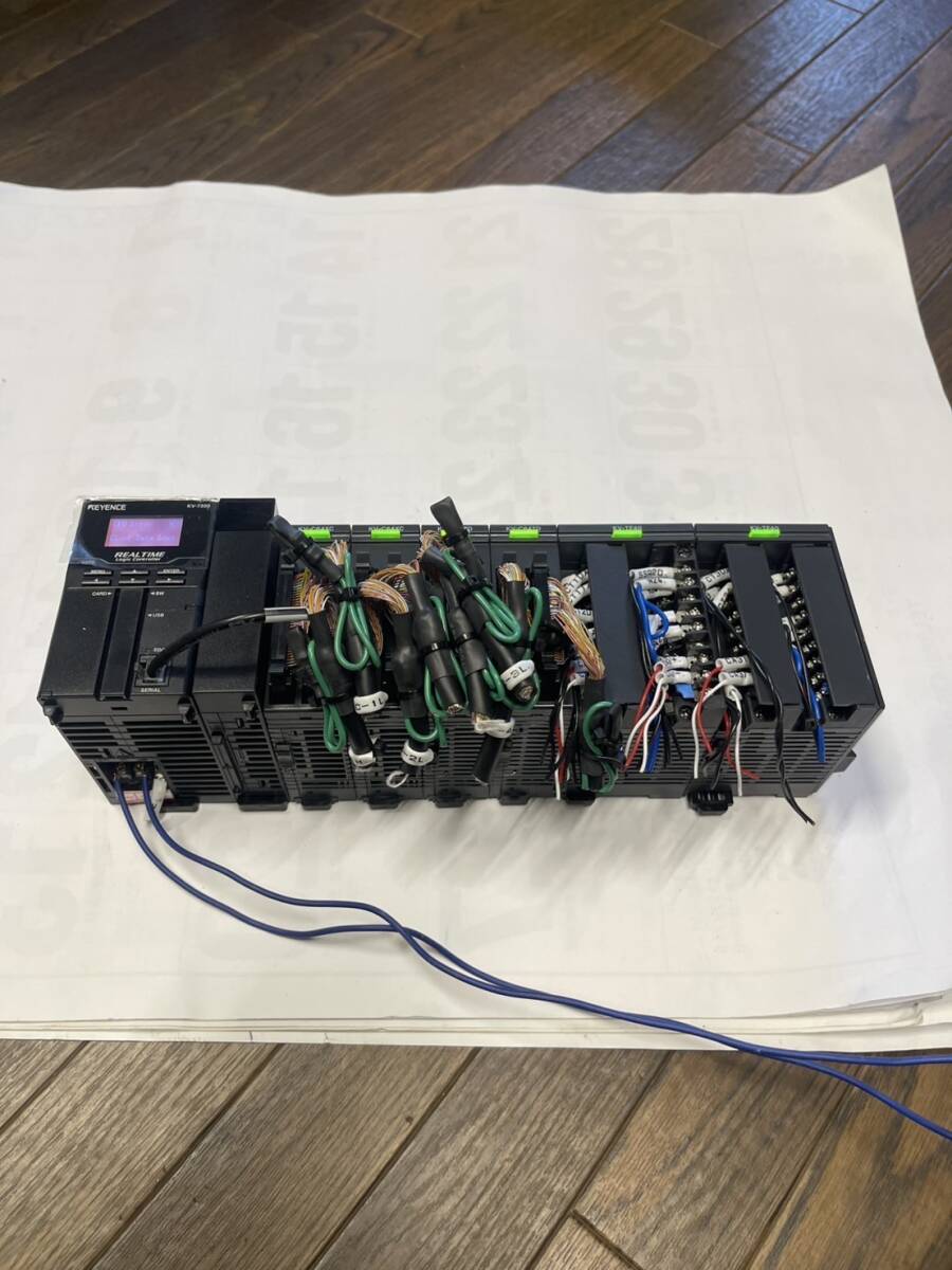 Keyence KV-7300 KV-C64XC KV-C64TD KV-TF40 2 pcs [t1195265967]