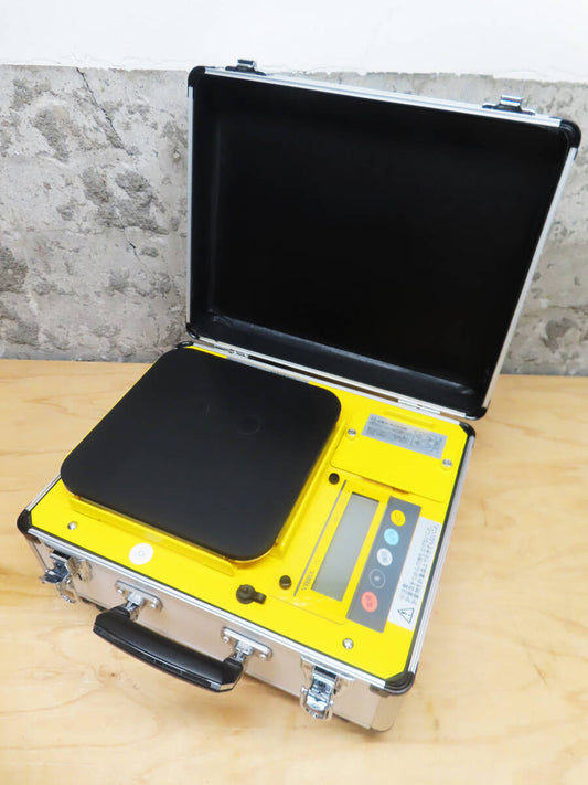 Shinko Denki TSⅡ-30K Dielectric Scale 30kg for Civil Engineering and Building Tests [w1197009457]