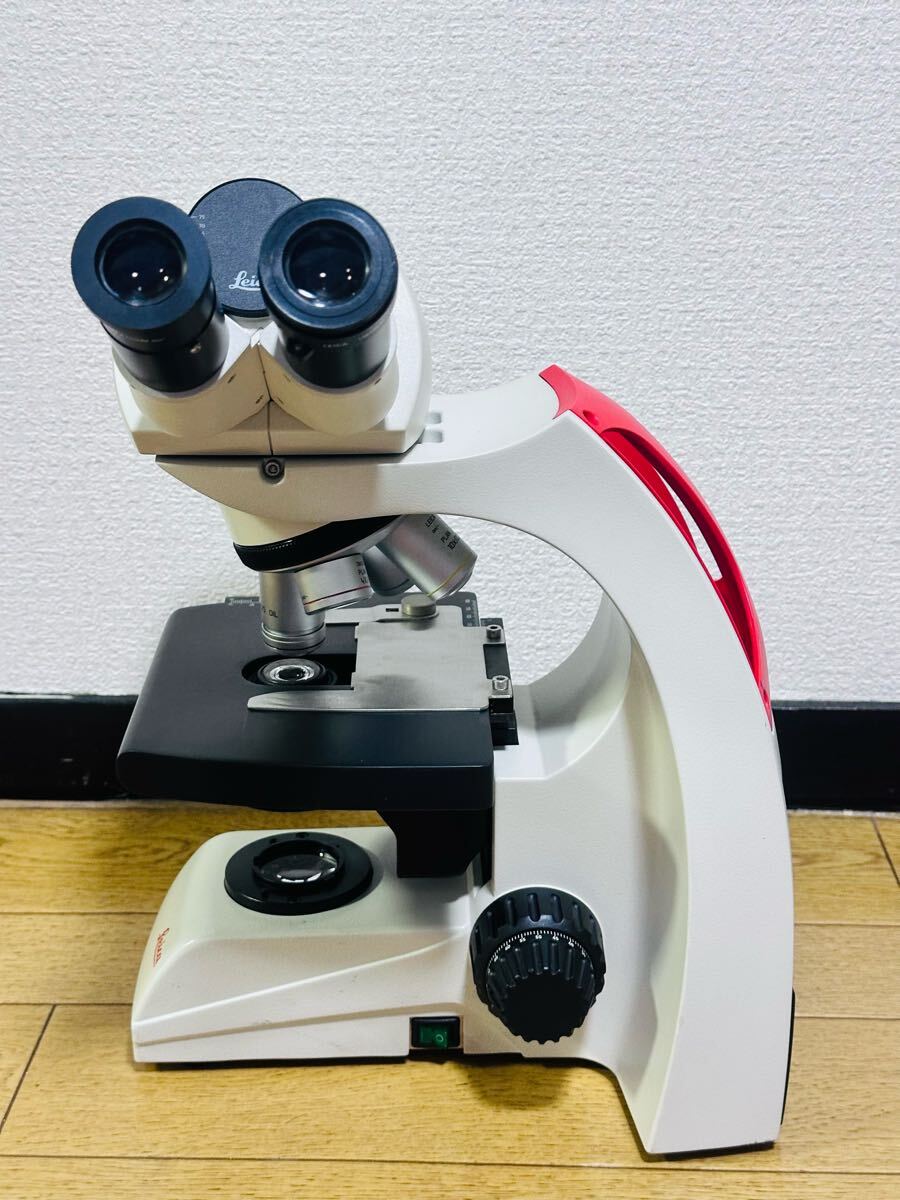 Leica DM500 Binocular Microscope with Illumination [g1197214088]
