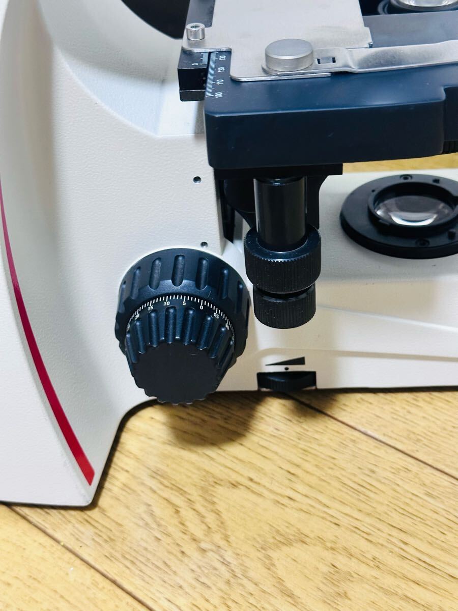 Leica DM500 Binocular Microscope with Illumination [g1197214088]