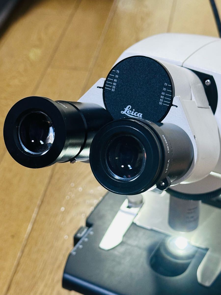 Leica DM500 Binocular Microscope with Illumination [g1197214088]
