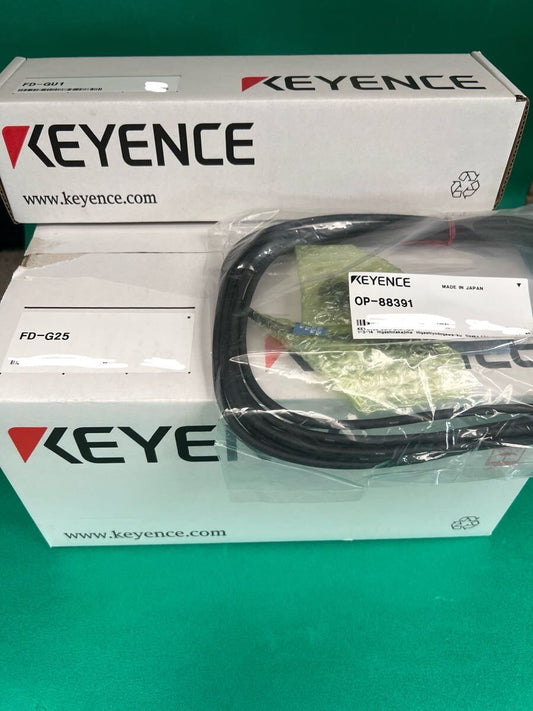 Keyence FD-G25 Clamp-On Flow Sensor with FD-GU1 and OP88391 (open box) [e1197292728]