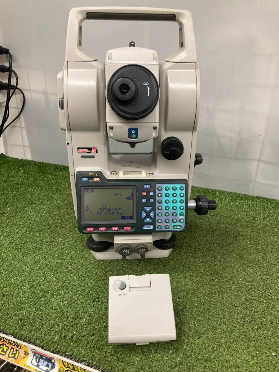 Sokkia SET3030R Non-Prism Total Station [v1197520920]