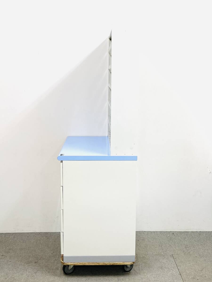 YUYAMA W6476002 Dispensing Table Dispensing Shelf [p1201766904]