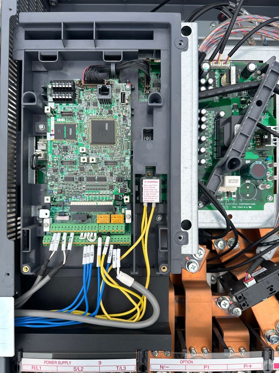 Mitsubishi FR-A820-90K-1 Inverter FR-A800 Series 90kW 346A [u1200526850]