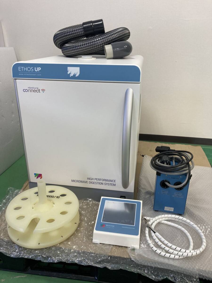 Milestone ETHOS UP Microwave Sample Preparation System [j1203796129]