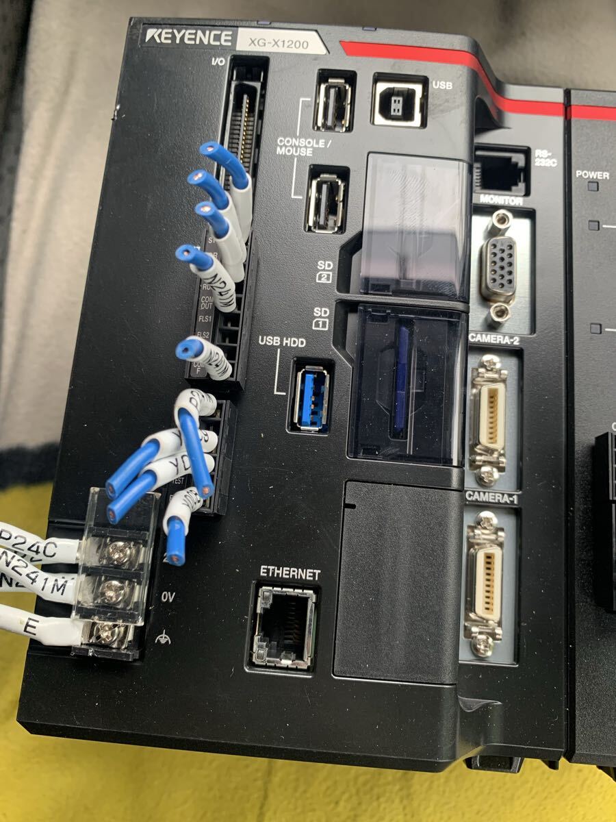KEYENCE XG-X1200 Camera Controller with CA-DC40E Lighting Expansion Unit - 2 Pieces [j1204527006]