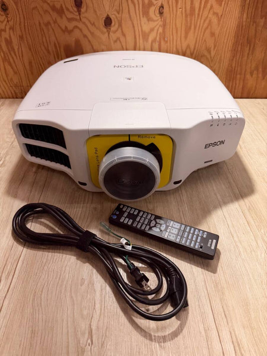 EPSON EB-G7000W Business Projector 6500 Lumens [u1206875427]