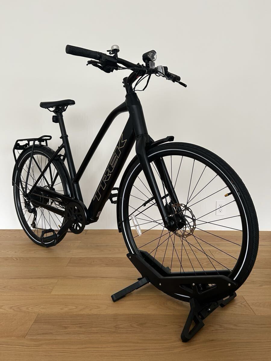 TREK FX+ 2 STAGGER Electric Bike Black Size L SHIMANO 2023 [f1207142598]