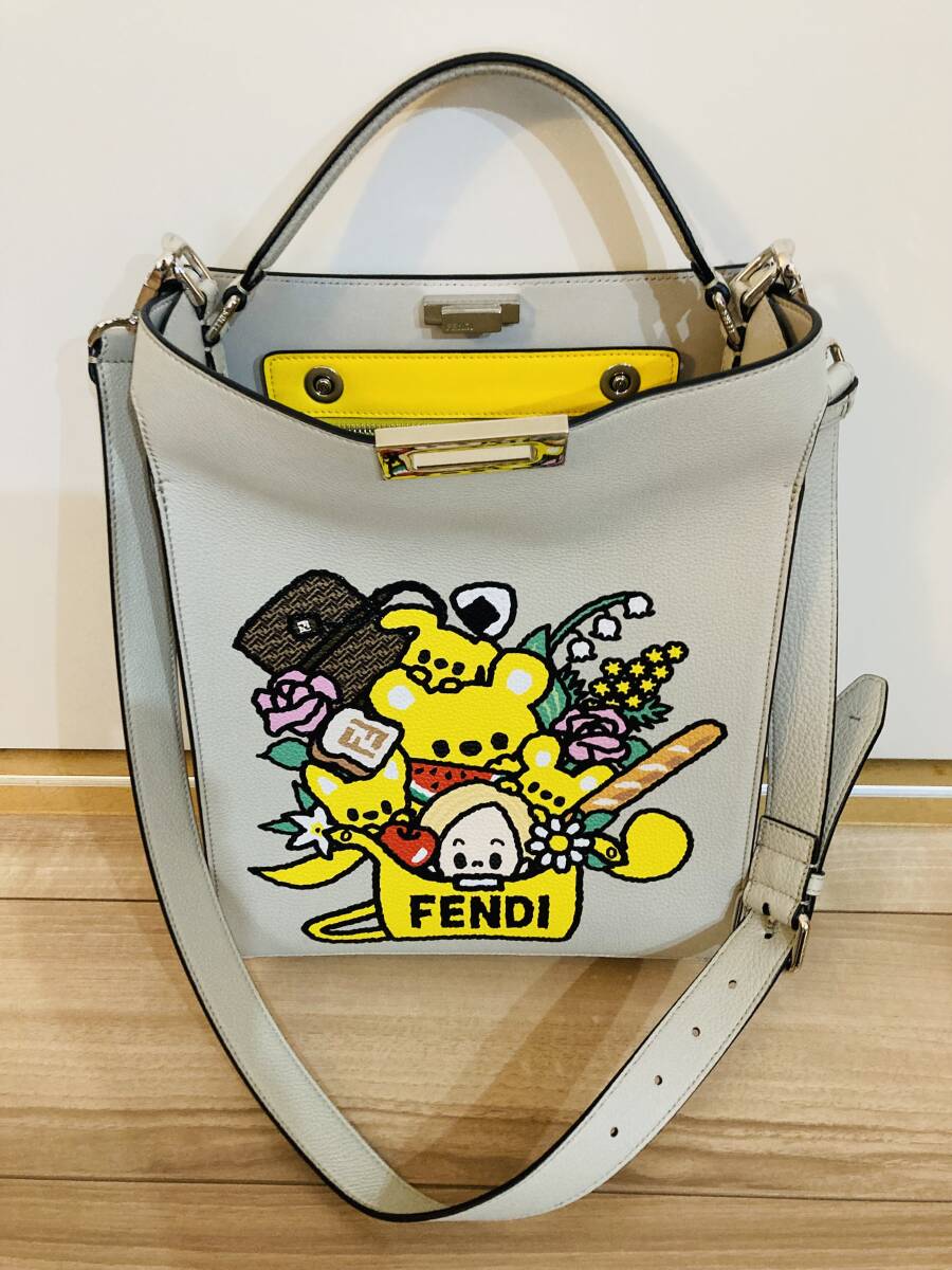 FENDI Peekaboo X-Light Small Handbag [r1207154027]
