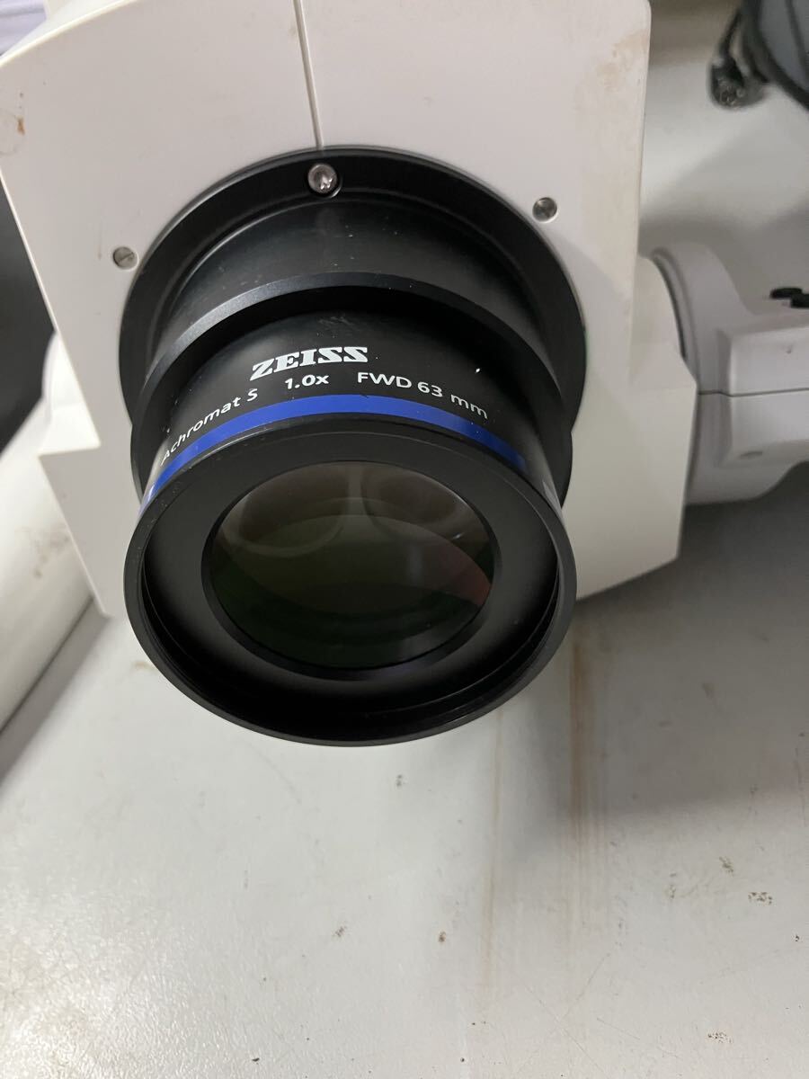 ZEISS SteREO Discovery.V1212 Modular Stereo Microscope M180 2x Motorized Zoom [q1208127006]