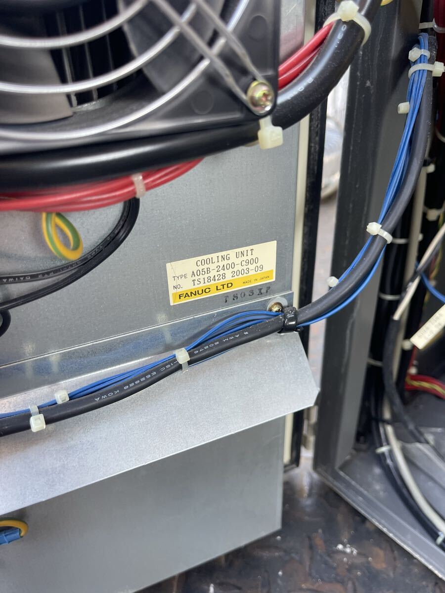 FANUC A05B-2442-B050 Robot Controller [t1211615769]