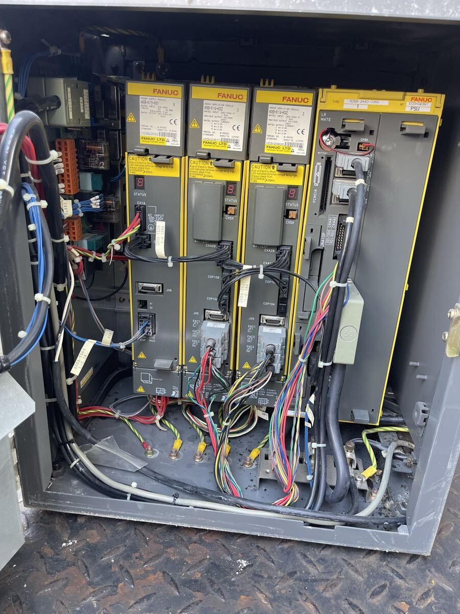 FANUC A05B-2442-B050 Robot Controller [t1211615769]
