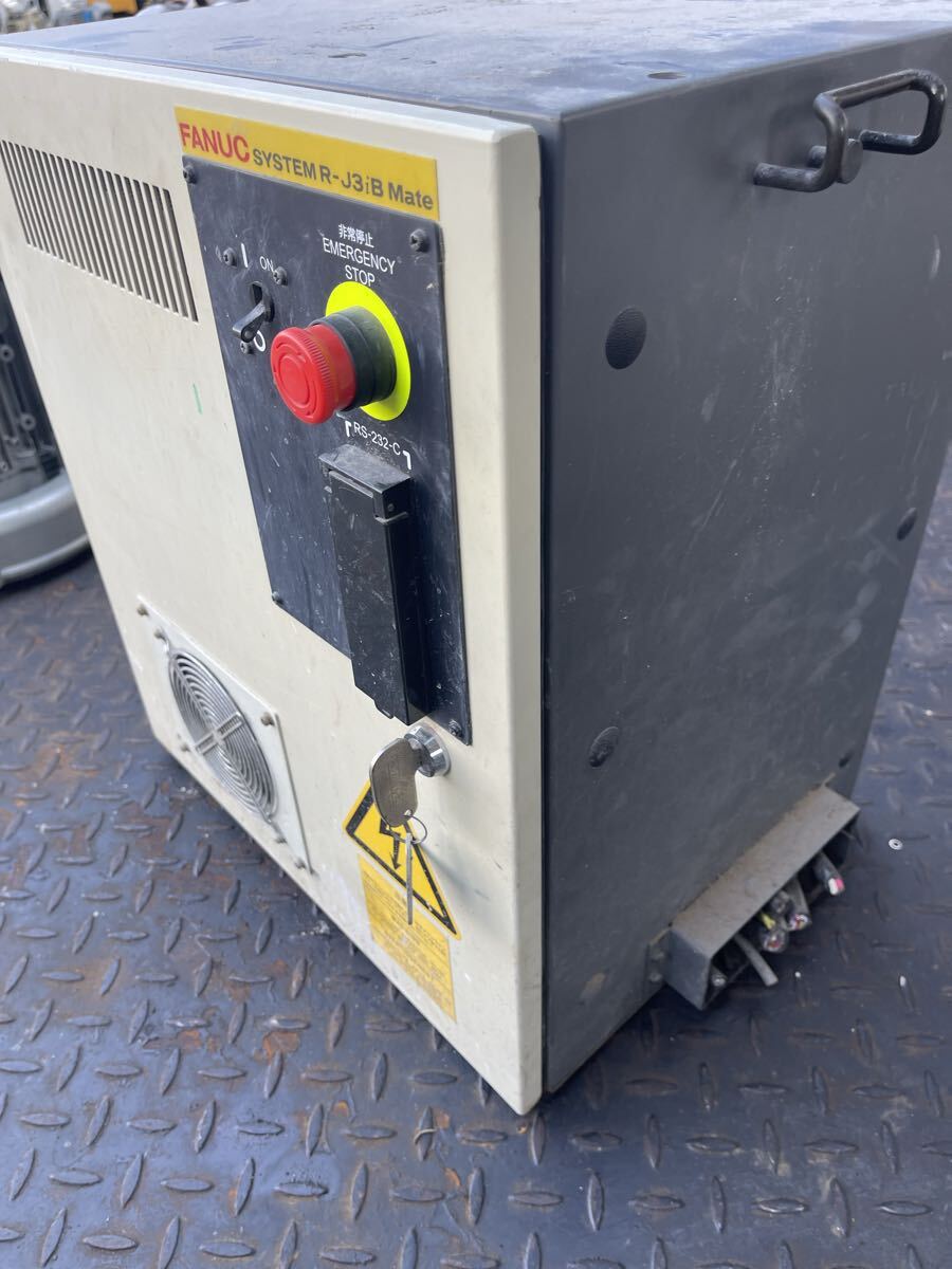 FANUC A05B-2442-B050 Robot Controller [t1211615769]