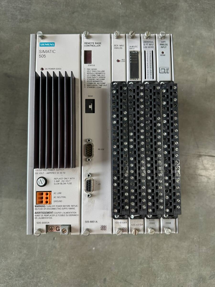 Siemens SIMATIC 505 PLC Rack Remote Base Controller Various Inputs [c1212105107]
