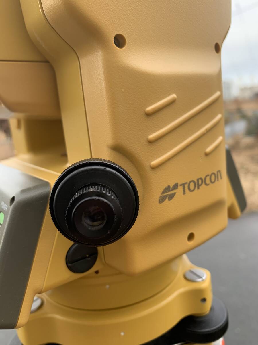 Topcon CS-235WF Surveying Equipment [l1212382969]