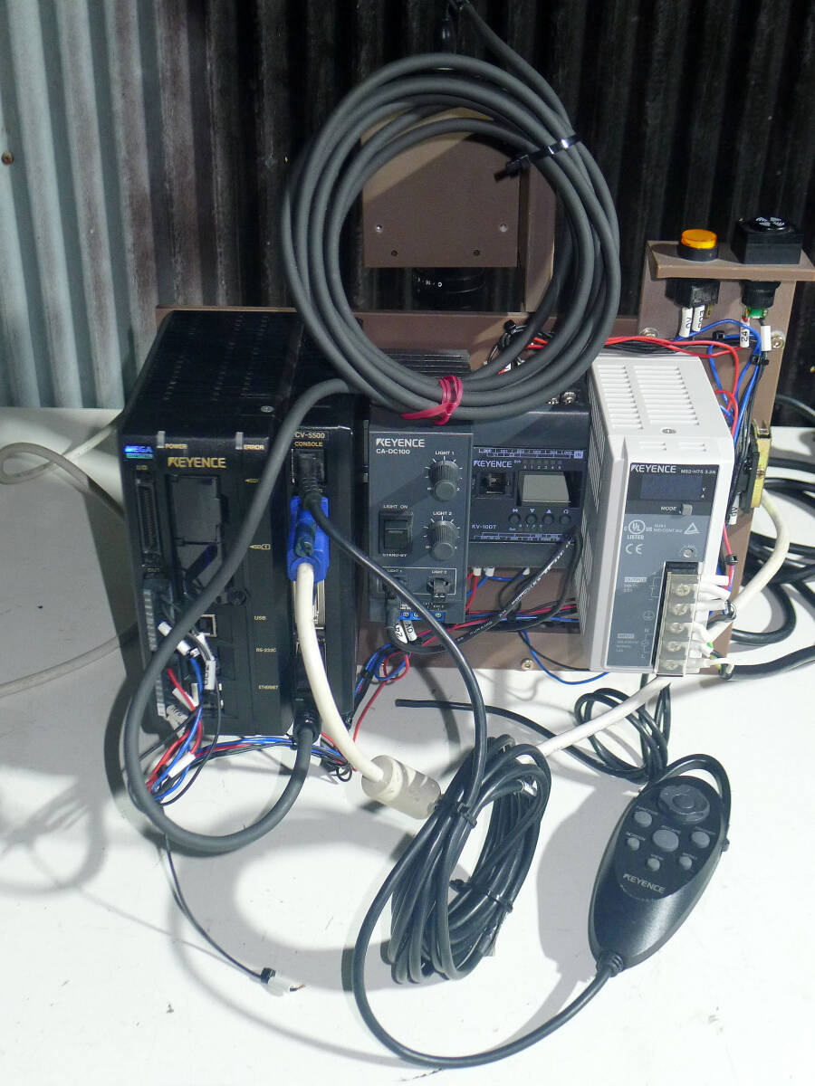 KEYENCE CV-200C Digital Image Processing System [c1213698206]
