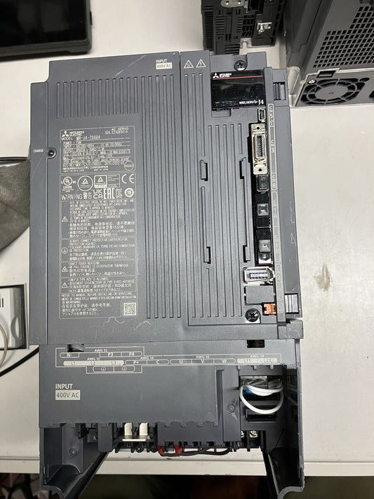 Mitsubishi MR-J4-700B4 Servo Amplifier (as-is) [w1214089096]
