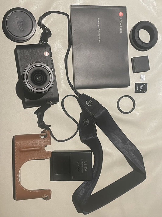 Leica X Vario Typ107 Digital Camera Black [b1215240800]