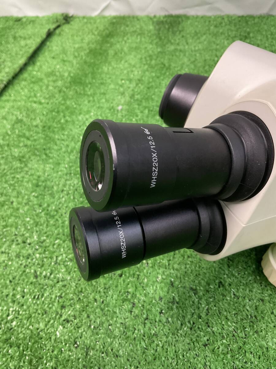 LEICA S8AP0 Stereo Microscope with Objective Lens 10446335 and Eyepiece WHSZ20X x 1.25 [x1215396442]