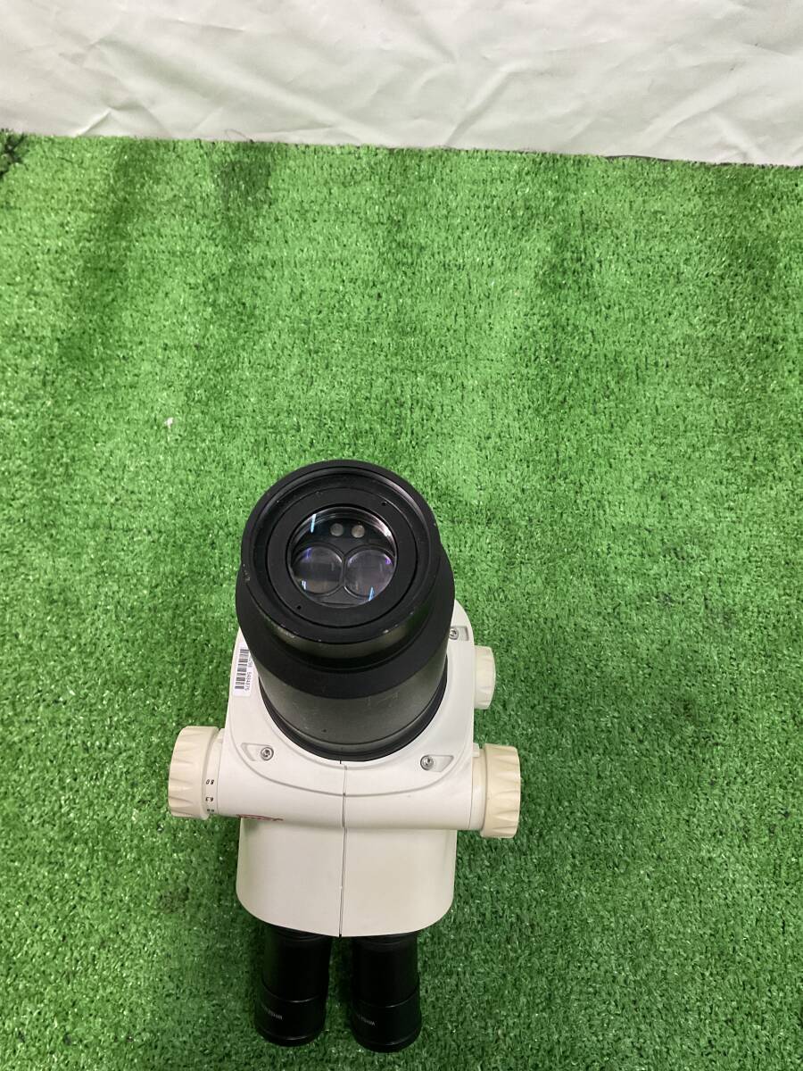 LEICA S8AP0 Stereo Microscope with Objective Lens 10446335 and Eyepiece WHSZ20X x 1.25 [x1215396442]