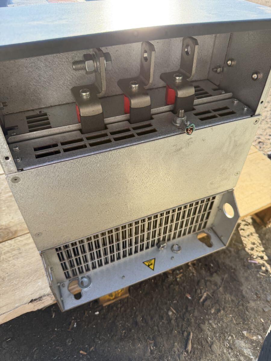 TOSHIBA VFAS1-2550P Inverter 55KW 84KVA 75HP 3PH 200/240V [w1215595458]