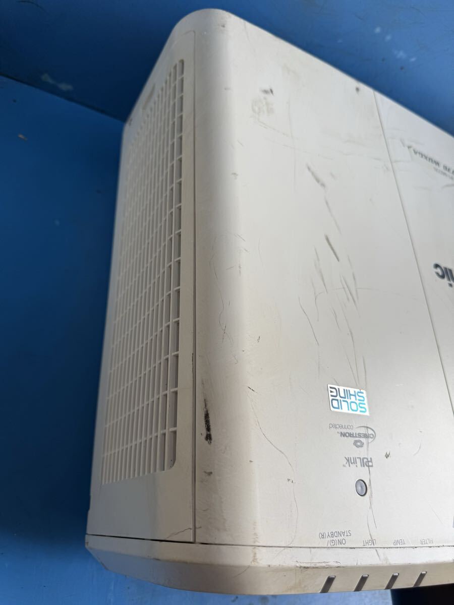 Panasonic PT-MZ770 WUXGA Projector [x1216545782]