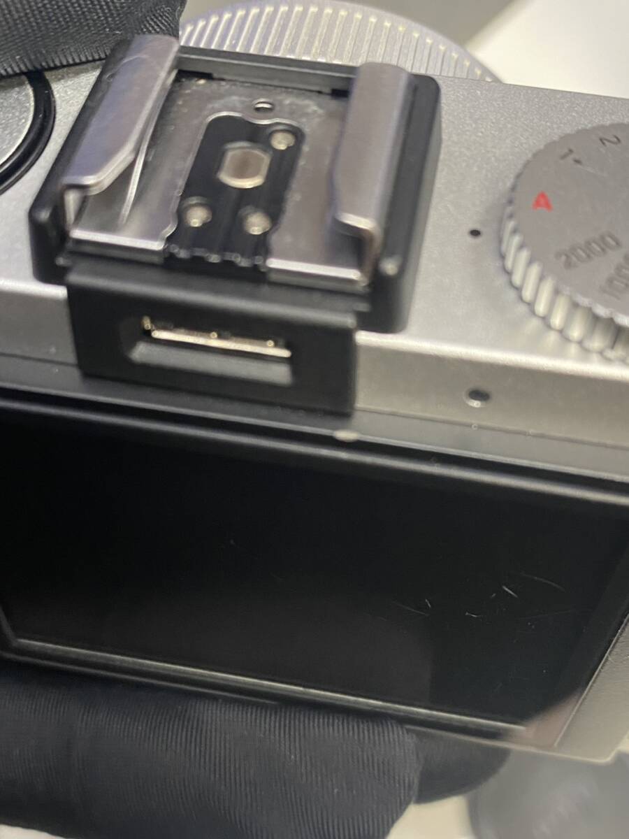 Leica X2 Compact Digital Camera Silver [m1216923295]