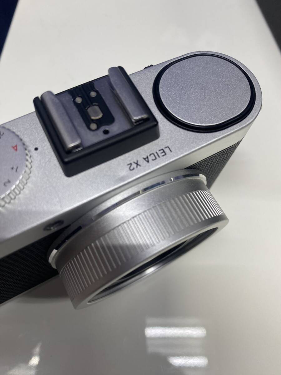 Leica X2 Compact Digital Camera Silver [m1216923295]