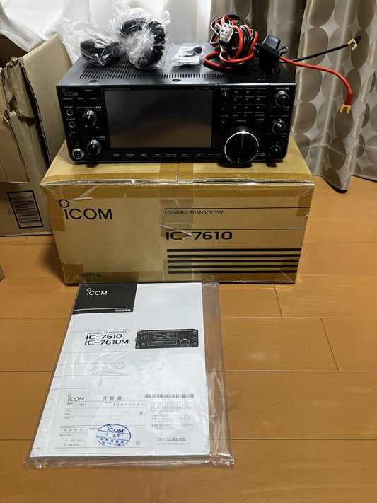 ICOM IC-7610 100W Transceiver with Instruction Manual and Original Box [b1217218835]