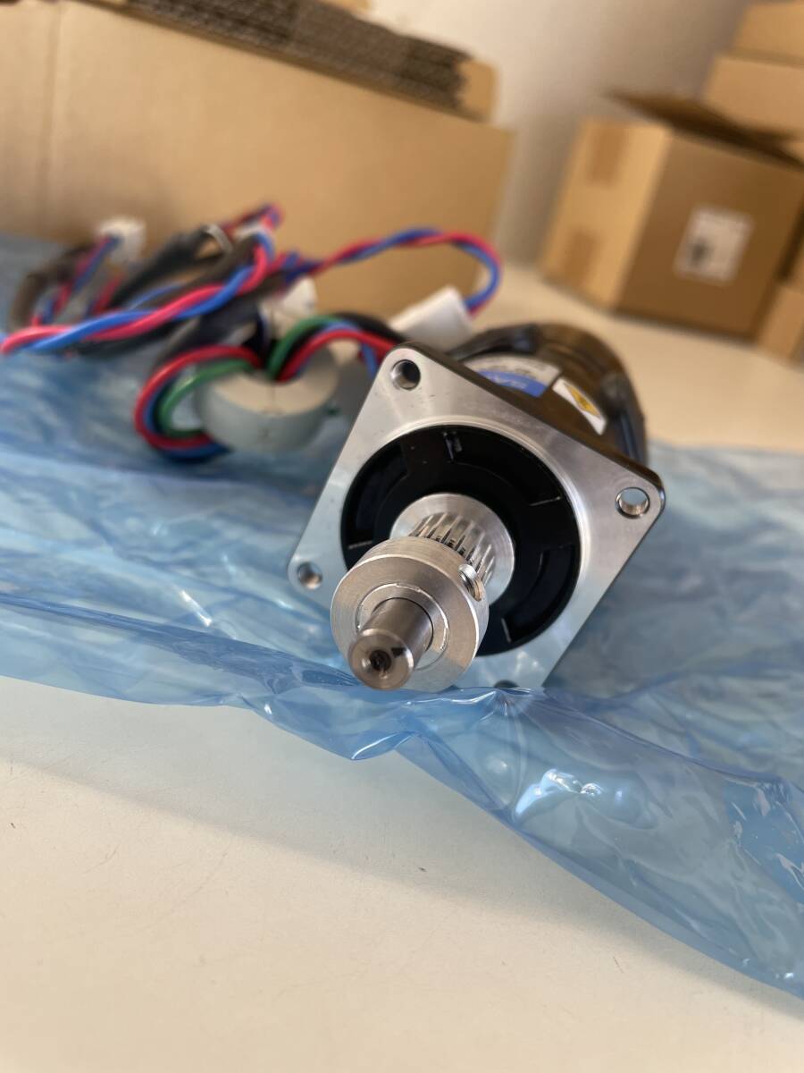 SANYO DENKI T404-081ET2N Servo Motor 40W DC 25V 2.9A [d1217717484]